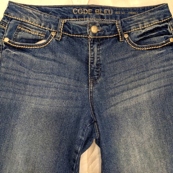 Code Bleu Andrea Women's Petite Capri Jeans - Picture 11 of 12